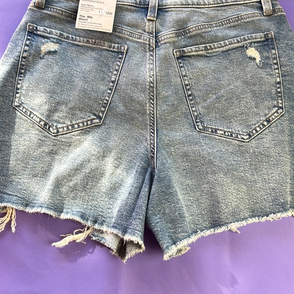NWT Boyfriend shorts also the 90s shorts 4 inch inseam size 11/30 medium color - Picture 7 of 8